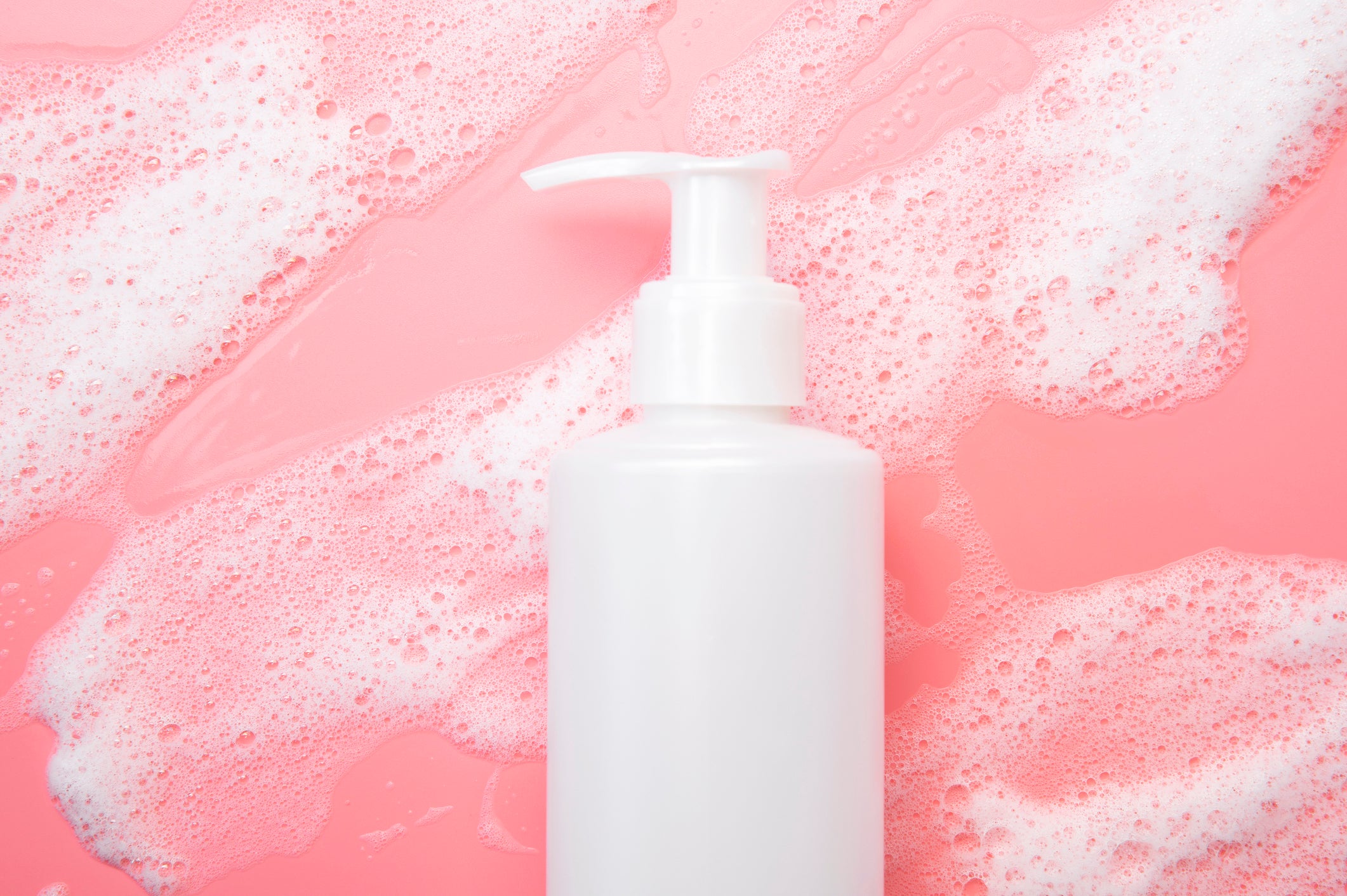 Muvo Pink Shampoo Explained: How to Use It to Maintain Vibrant Pink Hair