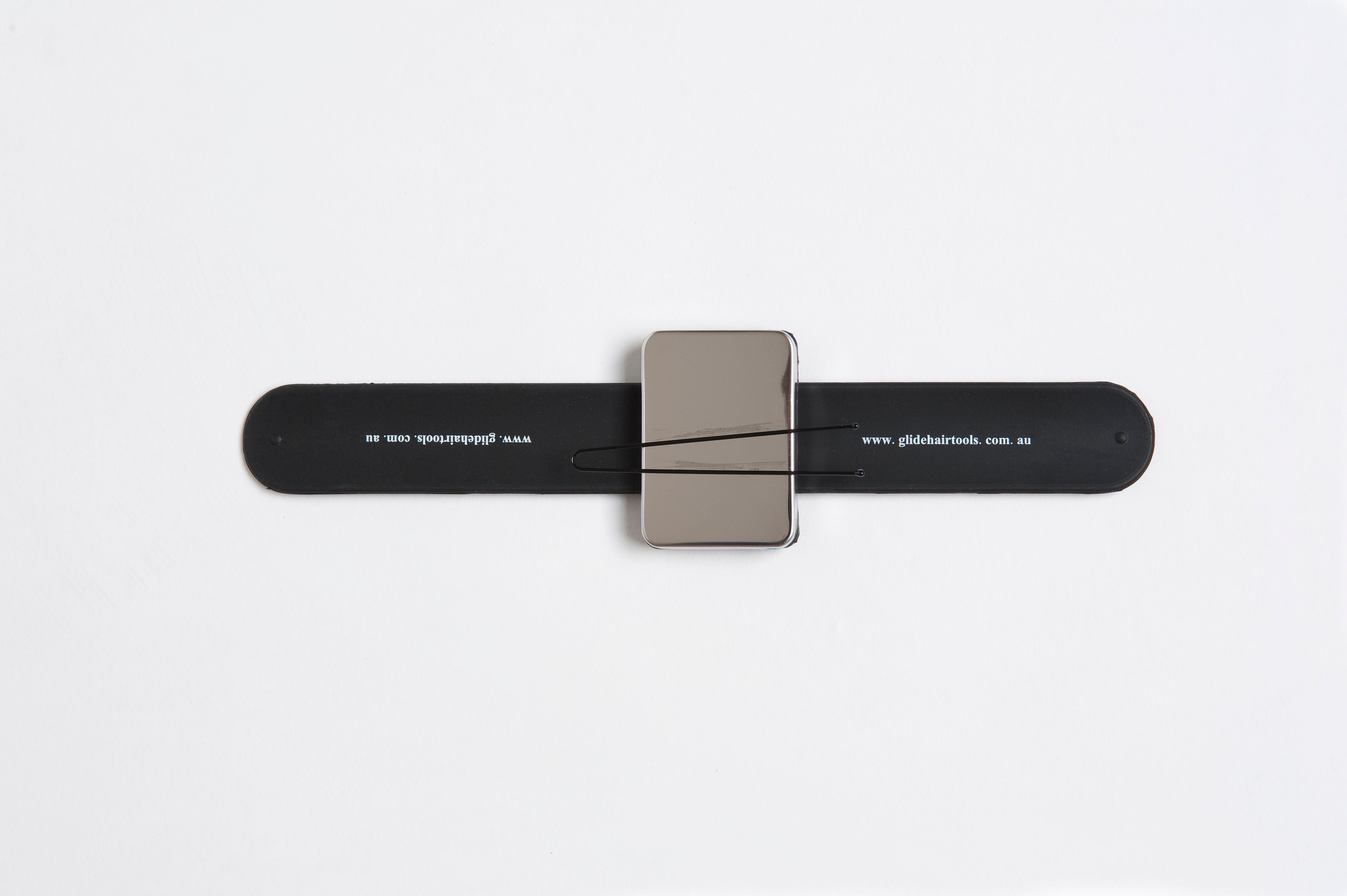 Glide Snap Band Magnetic Pin Bracelet Black
